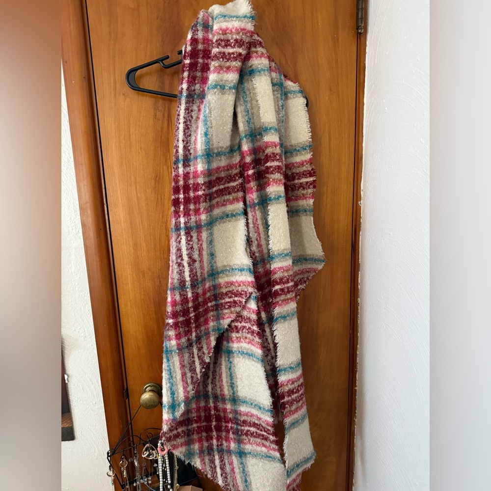 Plaid Blanket Scarf in Red and Cream
